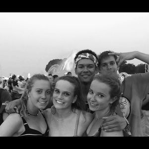 Meet your Posher, Julia